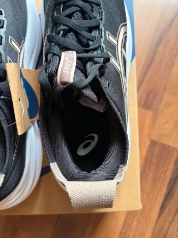Used Asics Gel-Nimbus 27 bike — image 3 of 6