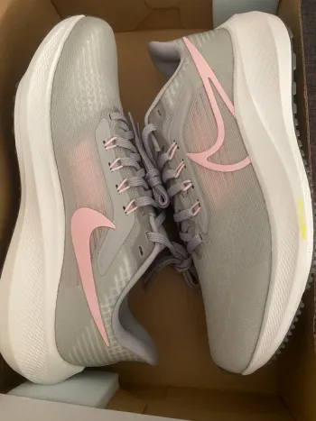 Gebrauchtes Rose Nike Running Shoes bike — Bild 7 von 8