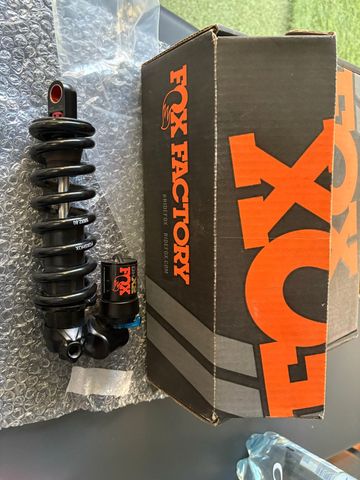 Fox DHX2 2023 bike de segunda mano — imagen 1 de 2