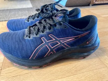 Brugt Asics GT-2000 11 bike — billede 2 af 2