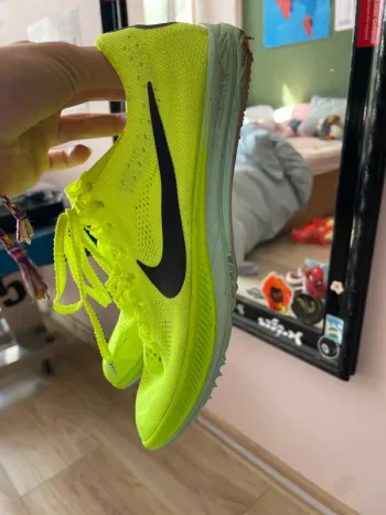 Used Nike ZoomX Dragonfly bike — image 3 of 9