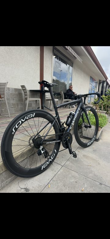 Tweedehands Roval Rapide CLX II 2024 bike — afbeelding 2 van 5