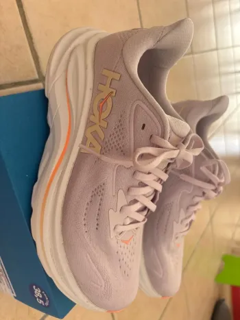 Używany Hoka Clifton 10 bike — zdjęcie 3 z 6