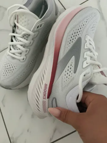Käytetty Brooks Laufschuhe bike