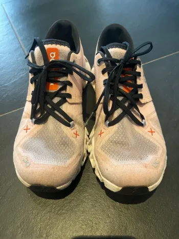 Used On Running Cloud X bike