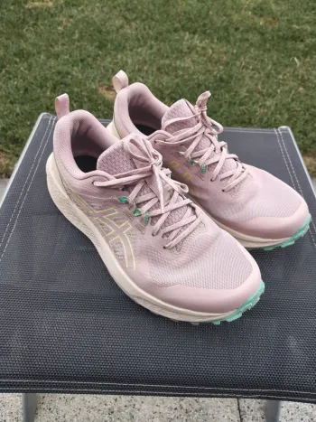 Brugt Asics Laufschuhe Größe 42 bike