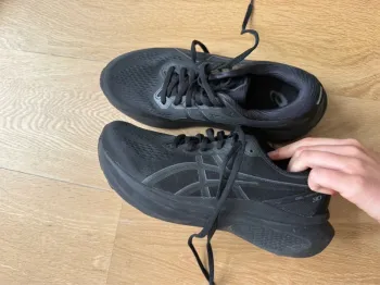 Used Asics Gel-Kayano 30 bike