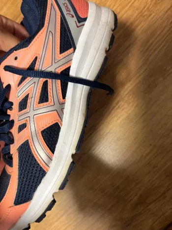 Brugt Asics Schuhe bike — billede 4 af 5