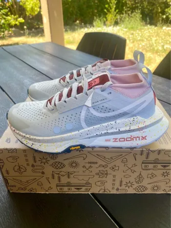 Gebrauchtes Nike ZoomX Zegama Trail 2 bike — Bild 3 von 8