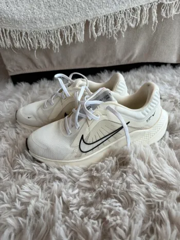 Used Nike Quest 5 bike — image 2 of 5
