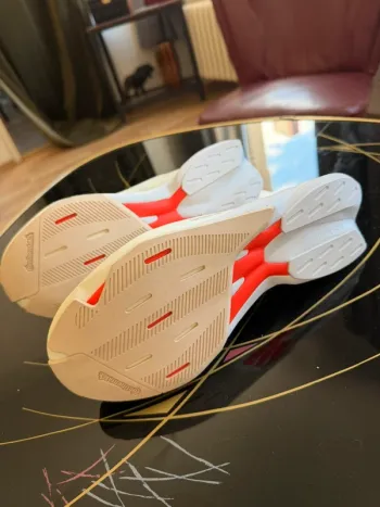 Used Continental Adizero Adios 8 bike — image 3 of 6