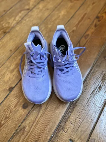 Tweedehands Asics Nimbus 28 bike — afbeelding 3 van 6