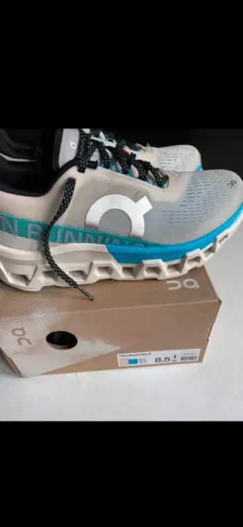 Used On Running On Cloudmonster 2 bike — image 2 of 12