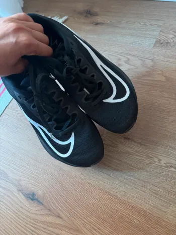 Nike Zoom Fly 5 bike usato — immagine 4 di 4
