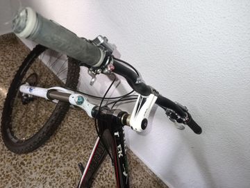 Used Trek Fuel EX 8 2012 bike — image 3 of 12
