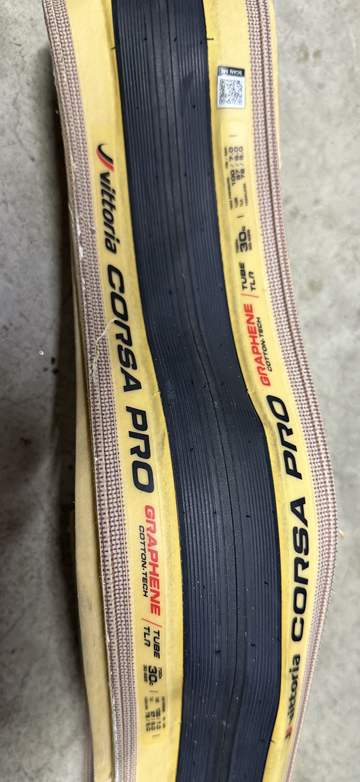 Gebrauchtes Vittoria Corsa Pro Tyres & Tubes