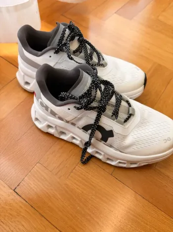 Used On Running Cloud bike — image 2 of 4