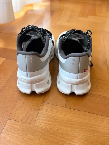 Used On Running Cloud bike — image 3 of 4