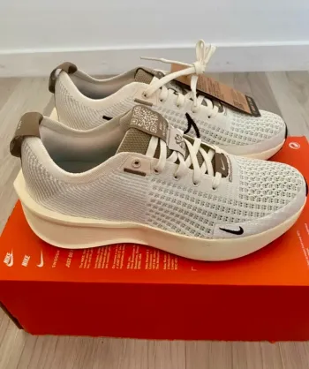 Tweedehands Nike Running Shoes bike — afbeelding 3 van 7