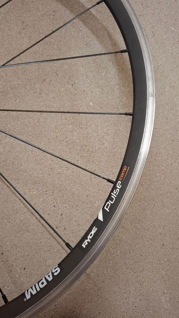 Sapim Pulse Comp Wheels bike d'occasion — image 2 sur 3