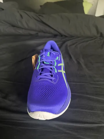 Asics Gel-Cumulus 28 bike d'occasion — image 2 sur 8