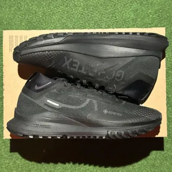 Pegasus Nike React Trail 4 GTX V2 bike de segunda mano — imagen 8 de 9