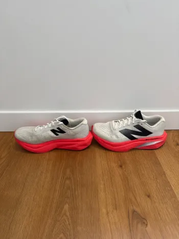 Gebrauchtes New Balance Supercomp FuelCell bike — Bild 3 von 5
