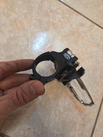 Brugt Shimano XT Front Derailleur 2018 bike — billede 3 af 3