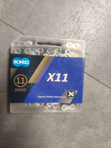 Used Kmc X11 Chain bike — image 1 of 2