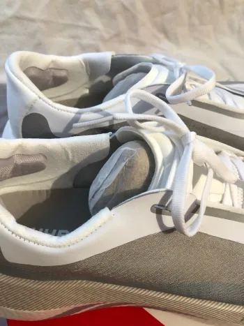 Used Adidas Hyperboost Edge bike — image 3 of 7