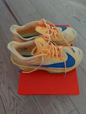 Tweedehands Nike Zoom Fly 6 bike — afbeelding 3 van 3