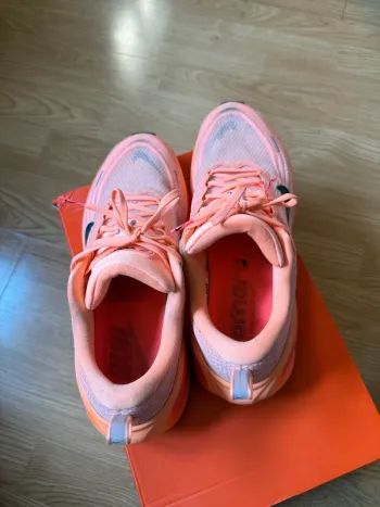 Used Orange Nike ZoomX Vomero Plus bike — image 3 of 9