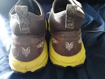 Tweedehands Hoka Speedgoat 6 GTX bike — afbeelding 4 van 4