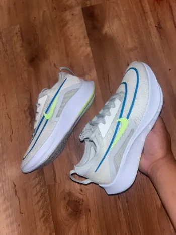 Used Nike Zoom Fly 4 bike — image 2 of 5