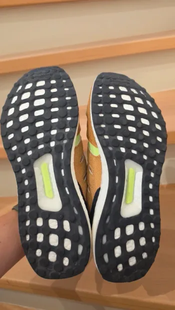Brugt Adidas Ultraboost bike — billede 3 af 4