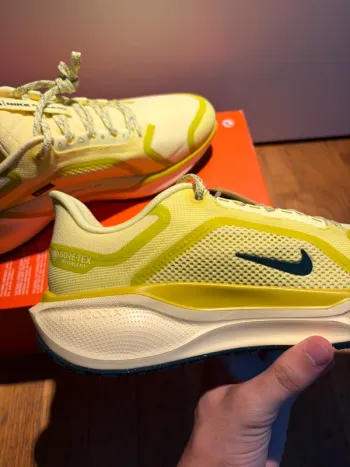 Używany Pegasus Air Zoom 41 Gore-Tex 2024 bike — zdjęcie 7 z 15