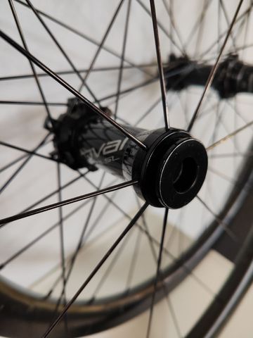 Used Roval Control SL 2020 bike — image 4 of 8