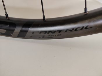 Used Roval Control SL 2020 bike — image 3 of 8