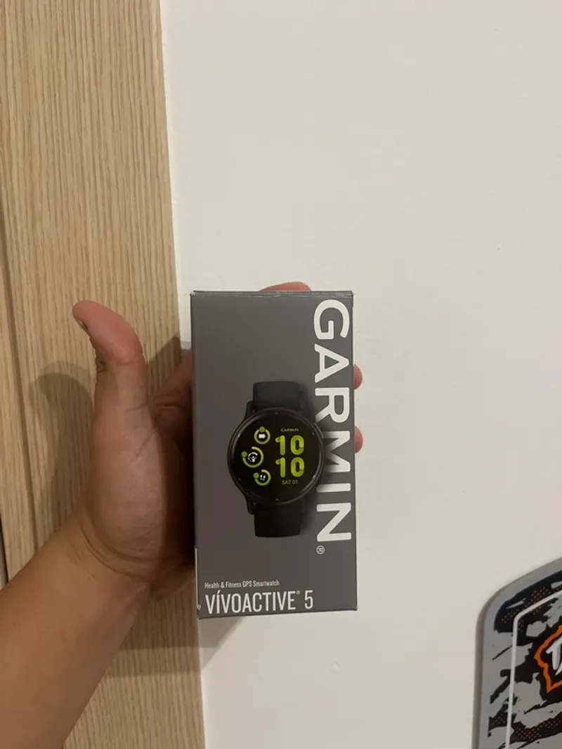 Used Garmin vivoactive 5 Electronics