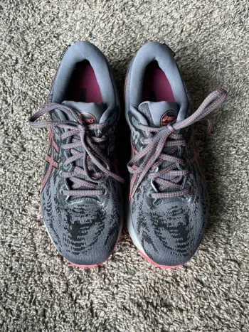 Used Asics Gel Cumulus Gore-Tex bike