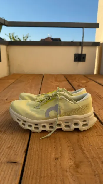 Używany On Running Cloudmonster 3 bike — zdjęcie 4 z 9