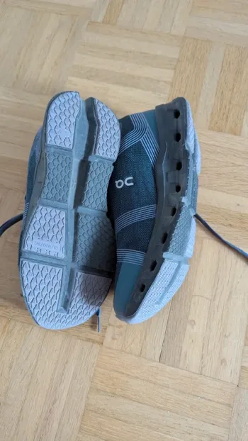 On Running On Laufschuhe bike usato — immagine 6 di 6