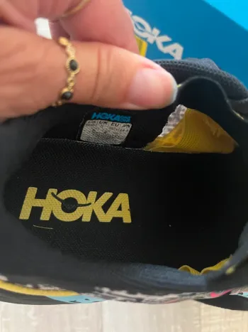 Tweedehands Hoka Speedgoat 6 bike — afbeelding 5 van 7