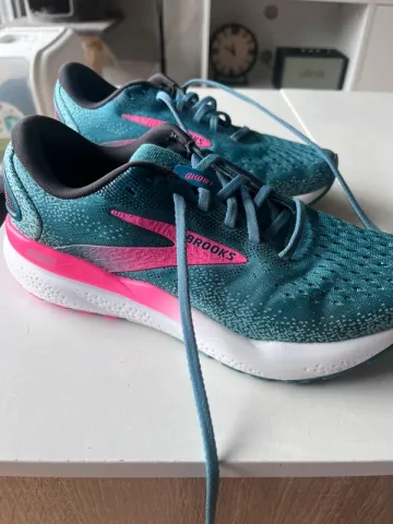 Tweedehands Brooks Chaussure running bike — afbeelding 1 van 5