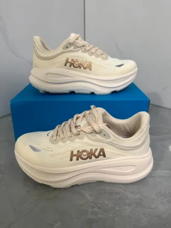Tweedehands Hoka Bondi 9 bike