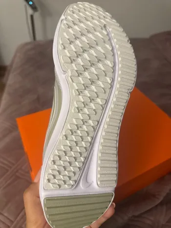 Używany Nike Schuhe bike — zdjęcie 2 z 4