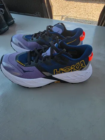 Gebrauchtes Hoka Speedgoat 7 bike