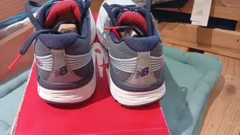 Gebrauchtes New Balance 880 bike — Bild 3 von 10