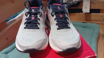 Gebrauchtes New Balance 880 bike — Bild 4 von 10