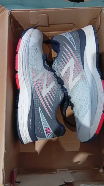 Gebrauchtes New Balance 880 bike